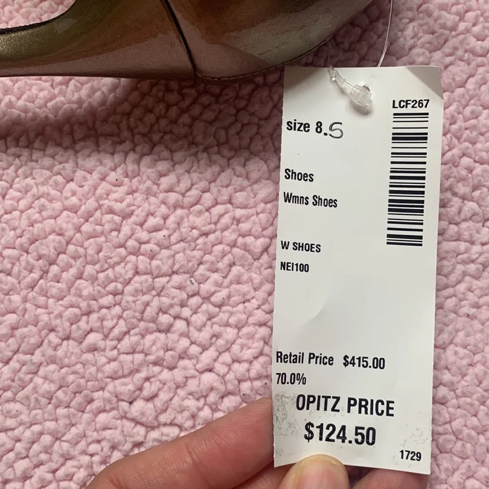 Stuart Weitzman patent if shoe